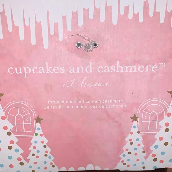 🔥 LIMITED TIME 🆕- Cupcakes& Cashmere Gold Encrusted Bow Tree Topper - Picture 2 of 7